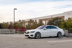 Mercedes-Benz S Class with Mandrus Stirling